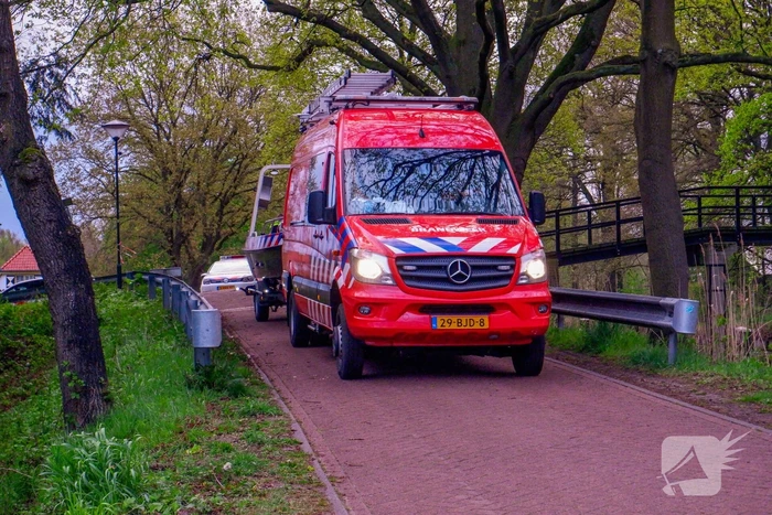 Auto in kanaal gedumpt na woningoverval