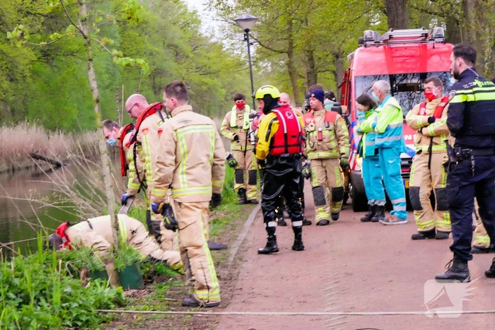 Auto in kanaal gedumpt na woningoverval