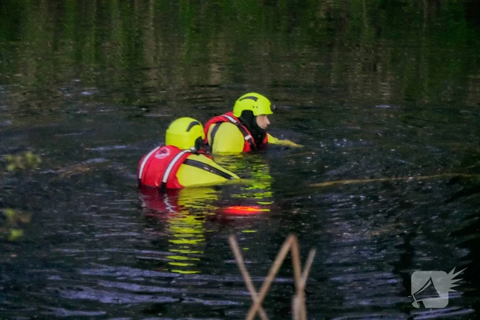 Auto in kanaal gedumpt na woningoverval