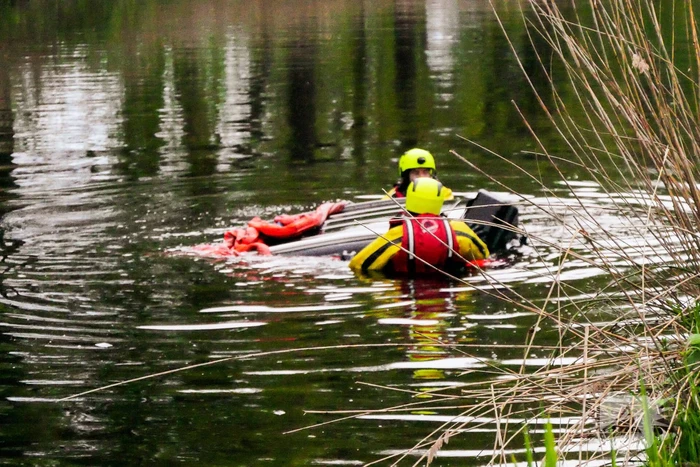 Auto in kanaal gedumpt na woningoverval