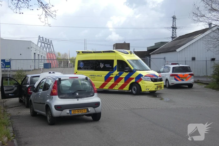 Automobilist raakt gewond bij kop-staartbotsing