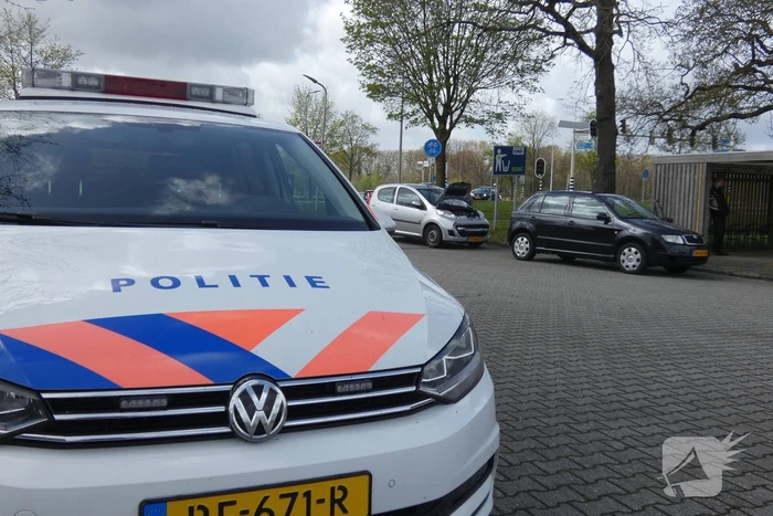 Automobilist raakt gewond bij kop-staartbotsing