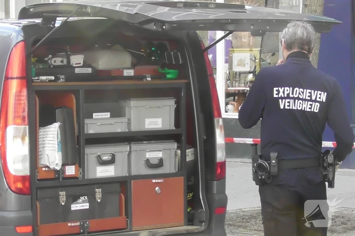 Grote politie-inzet na aantreffen mogelijk explosief
