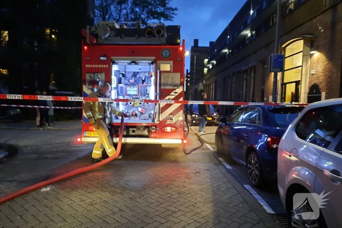 Uitslaande brand in portiekwoning