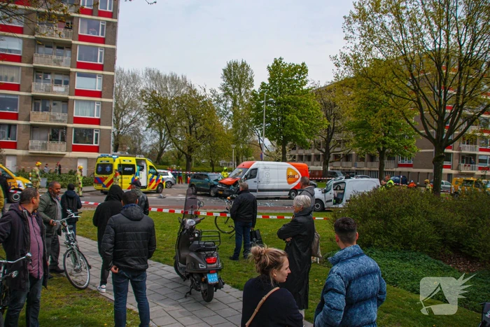 Meerdere voertuigen betrokken bij botsing op kruising in Schuilenburg