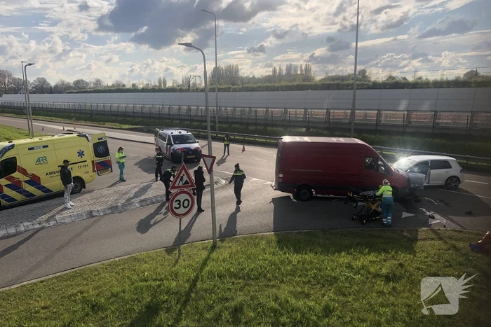 Gewonden bij ongeval met bestelbus