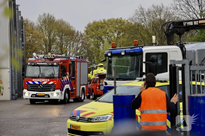 Persoon overleden na ongeval met vrachtwagen