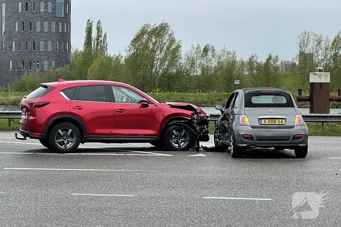 Veel schade bij ongeval op kruising