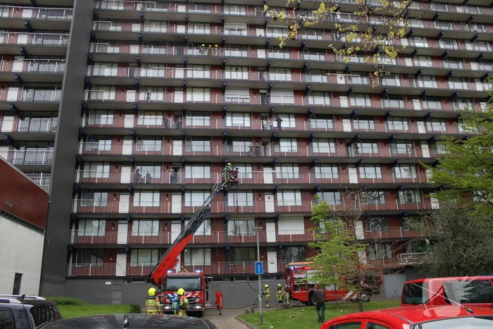 Veel rook bij brand in flat