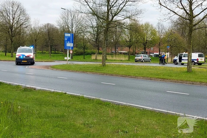 Brandweer doet groot onderzoek door vreemde lucht in riool