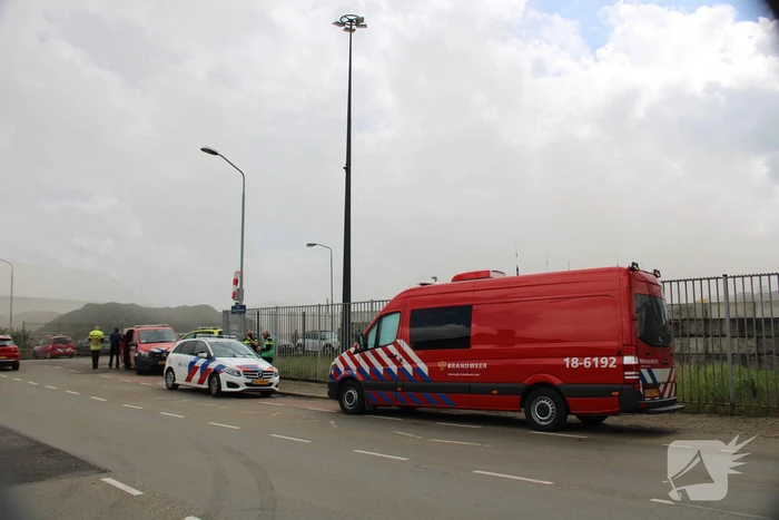 Brand in schroothoop Wilhelminahaven