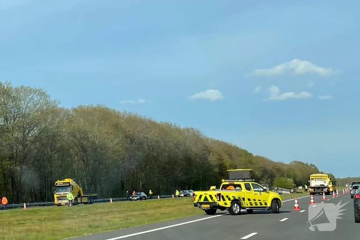 Ravage door botsing tussen twee voertuigen