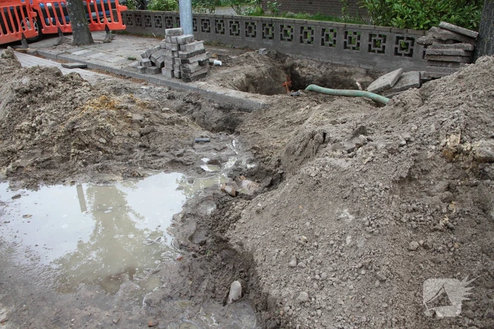 Meerdere woningen zonder water door lekkage