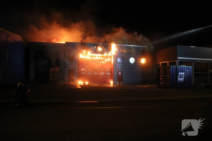 Uitslaande brand in industriepand