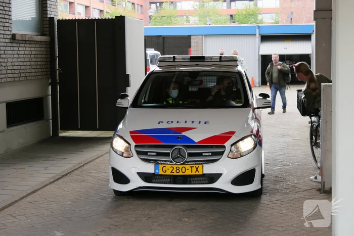 Politiebureau ontruimd na inleveren mogelijk explosief
