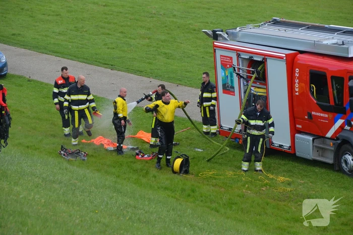Reddingsactie voor ree in de problemen bij De Zwarte Haan