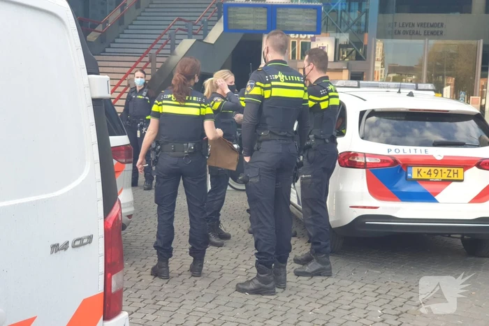 Persoon met mes op zak aangehouden bij station