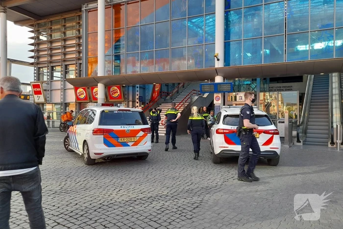 Persoon met mes op zak aangehouden bij station