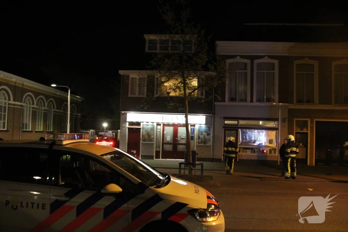 Brandende bakplaat in snackbar veroorzaakt schade