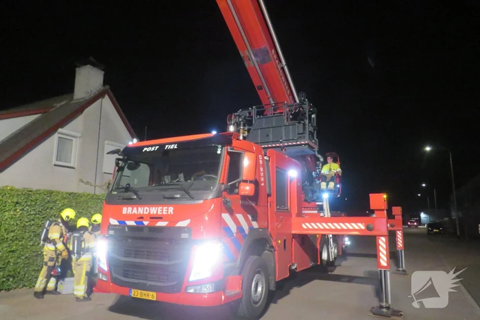 Schoorsteenbrand snel onder controle