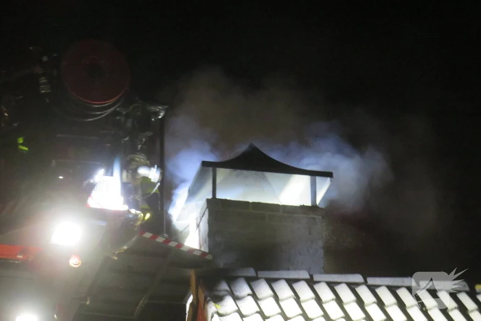 Schoorsteenbrand snel onder controle