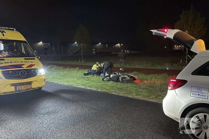 Scooterrijder ernstig gewond bij eenzijdig verkeersongeval