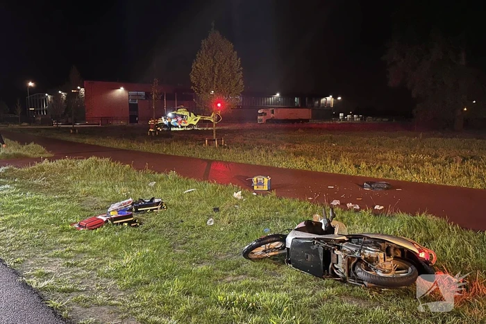 Scooterrijder ernstig gewond bij eenzijdig verkeersongeval