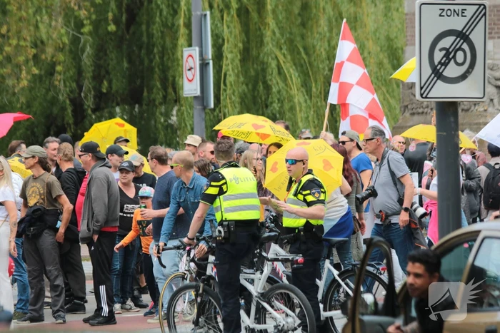 Manifestatie Walk of Freedom tegen coronabeleid