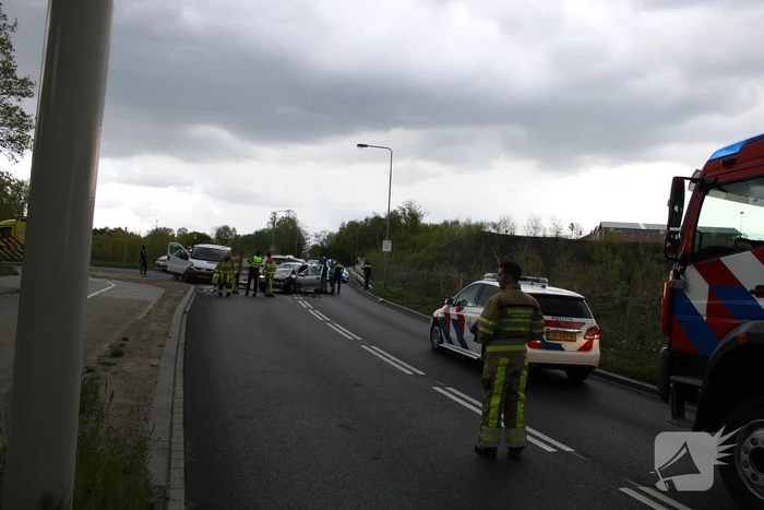 Veel schade bij verkeersongeval