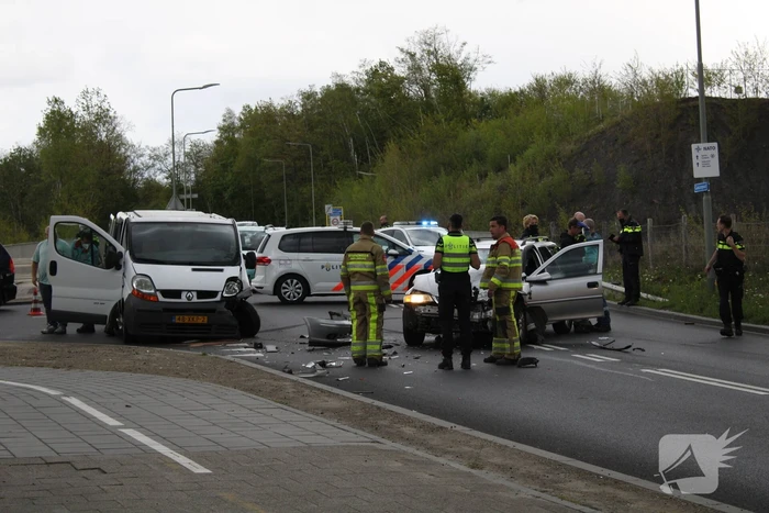 Veel schade bij verkeersongeval