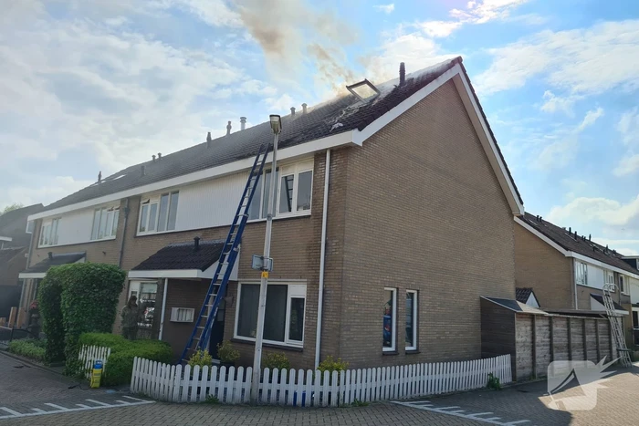 Brand op dak ontstaan door dak werkzaamheden