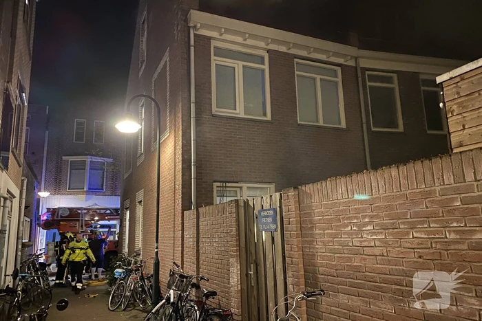 Veel rookontwikkeling bij brand in woning