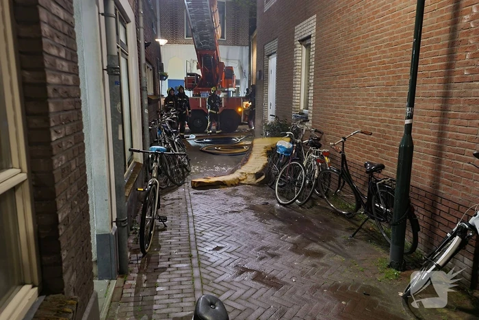 Veel rookontwikkeling bij brand in woning
