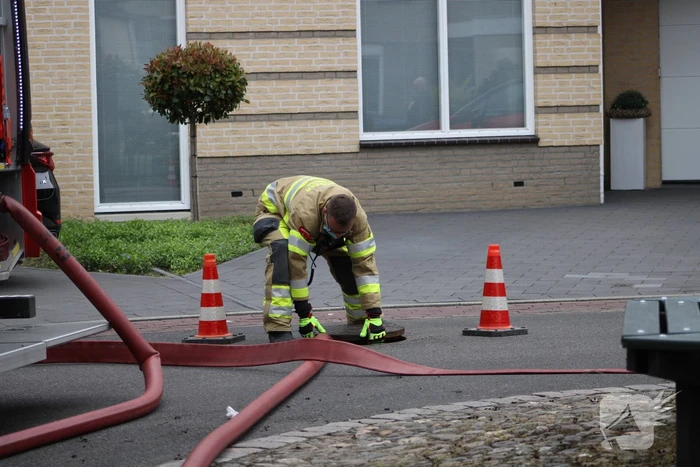 Onderzoek naar vreemde lucht uit riool