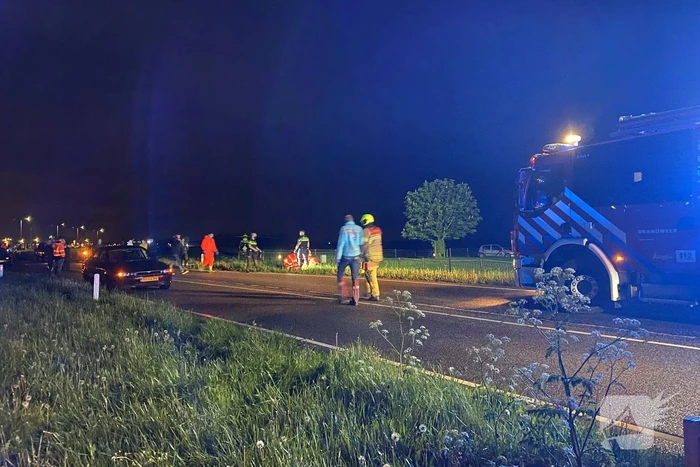 Auto te water, meerdere gewonden