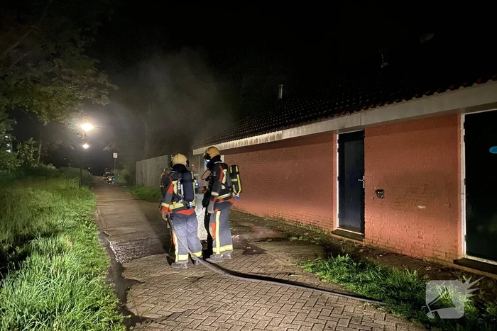 Container vliegt in brand