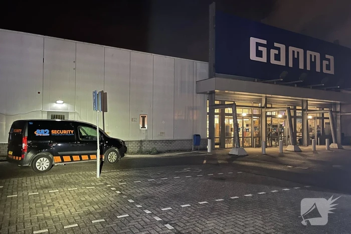 Persfotografen verrichten burgerarrest voor diefstal bij Gamma