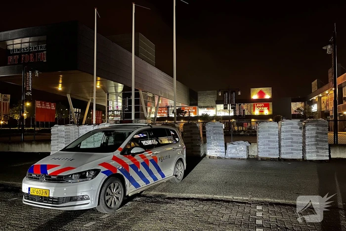 Persfotografen verrichten burgerarrest voor diefstal bij Gamma