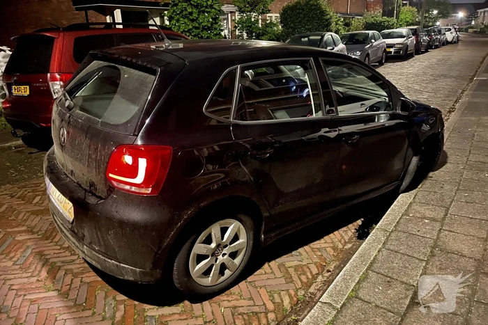 Personenauto gecrashed tijdens achtervolging
