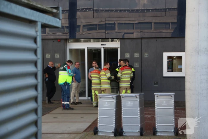 Brandweer doet onderzoek in pand Rijkswaterstaat