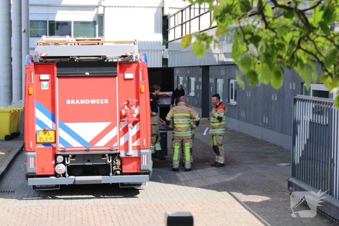 Brandweer doet onderzoek in pand Rijkswaterstaat