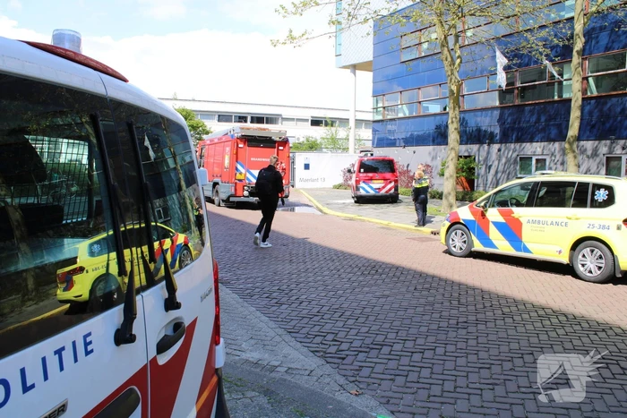 Brandweer doet onderzoek in pand Rijkswaterstaat