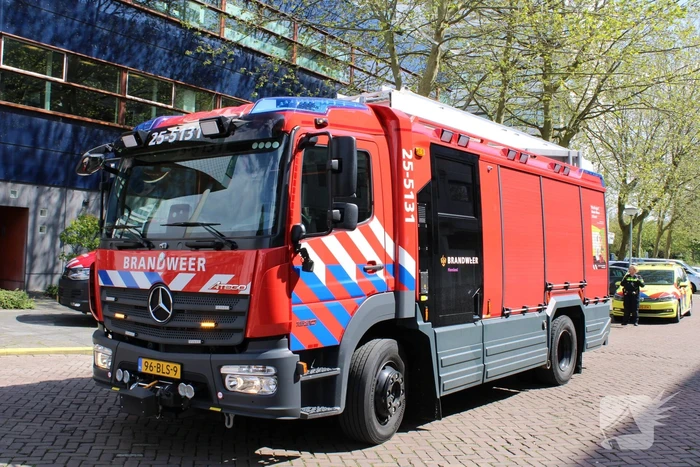 Brandweer doet onderzoek in pand Rijkswaterstaat