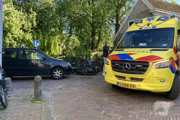 Scooterrijder onder invloed van alcohol botst op auto