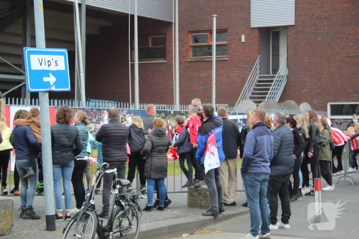 Veel supporters op de been voor play-off wedstrijd