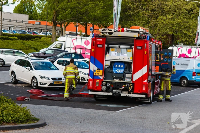 Benzinetank van auto lekgereden