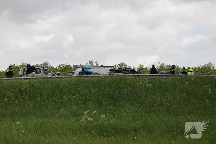 Kop-staartbotsing tussen meerdere voertuigen