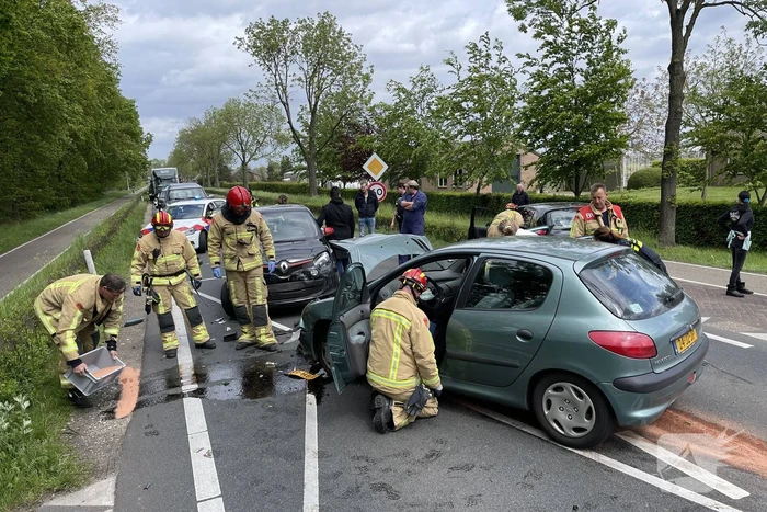 Meerdere gewonden bij flinke crash