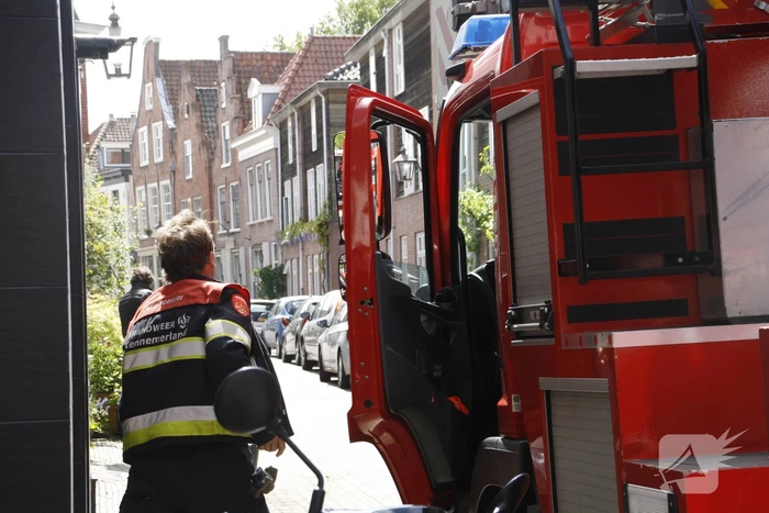 Dakbedekking waait los van pand