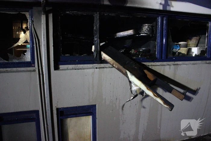 Veel rook bij brand in kelderbox